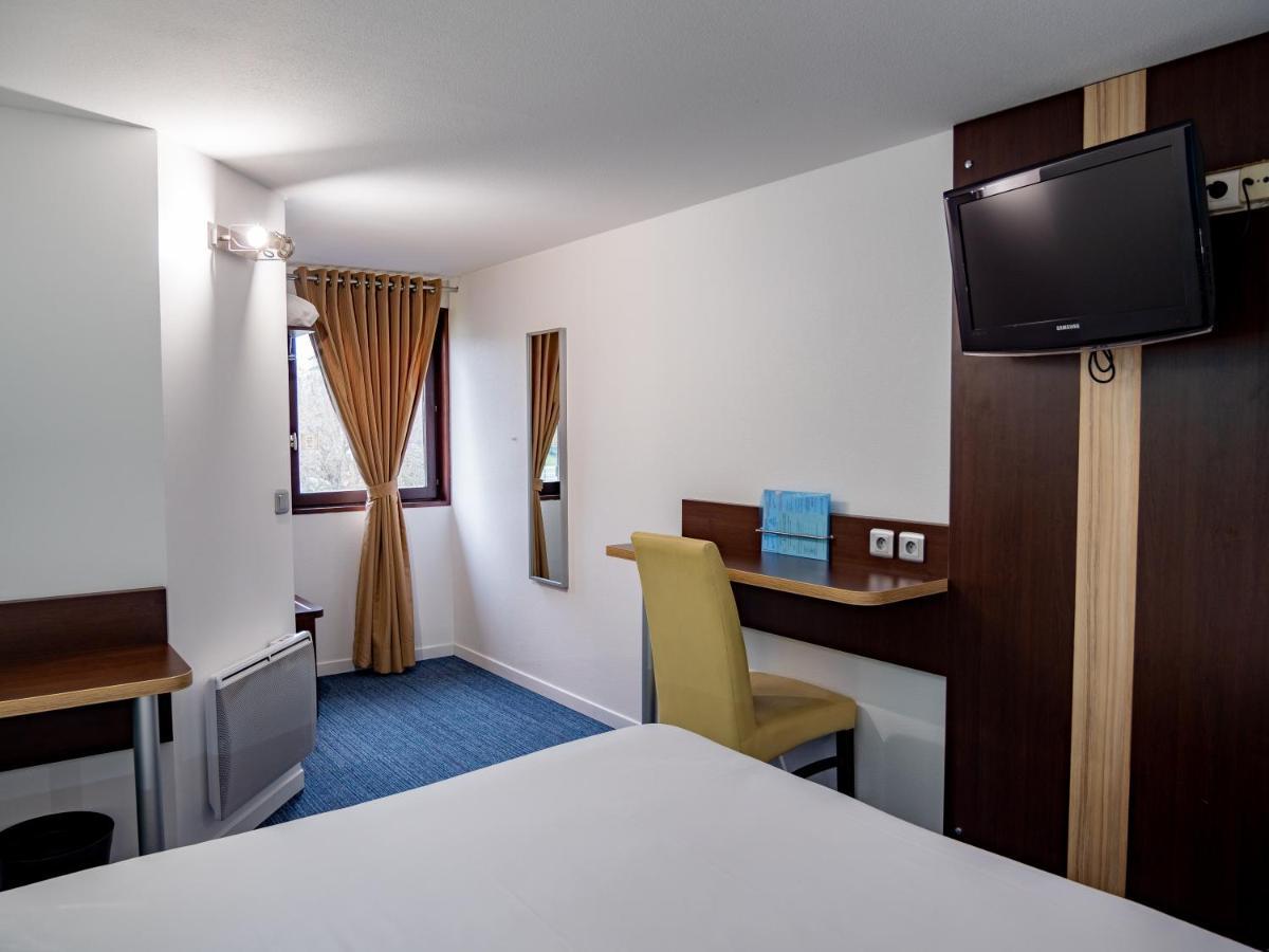 Contact Hotel Restaurant La Chaumiere Entre Orgeval Et Flins A13 Sortie 8 Ле-Мюро Екстер'єр фото